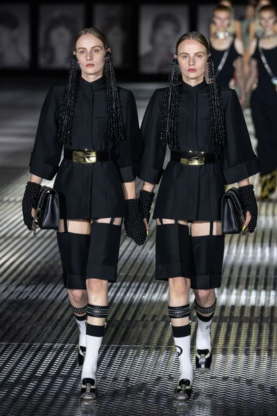 Look 21